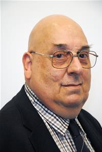 Profile image for Councillor Philip Lashbrook